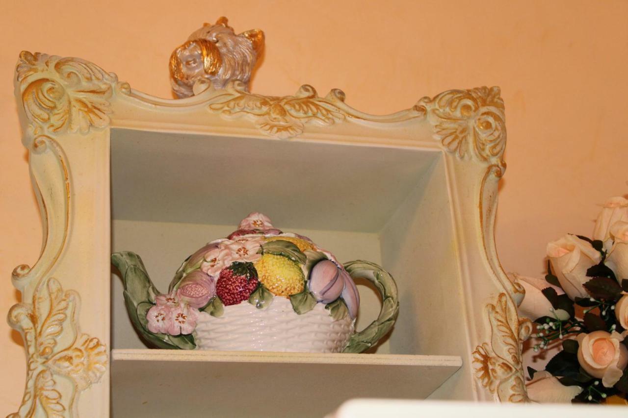 Fiore d'arancio Luxury City Center Apartment Verona Esterno foto