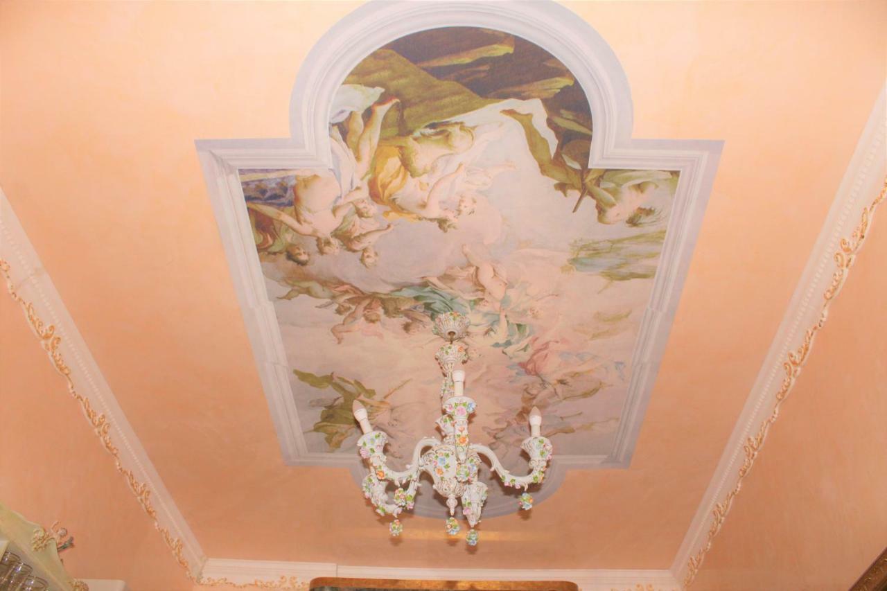 Fiore d'arancio Luxury City Center Apartment Verona Esterno foto