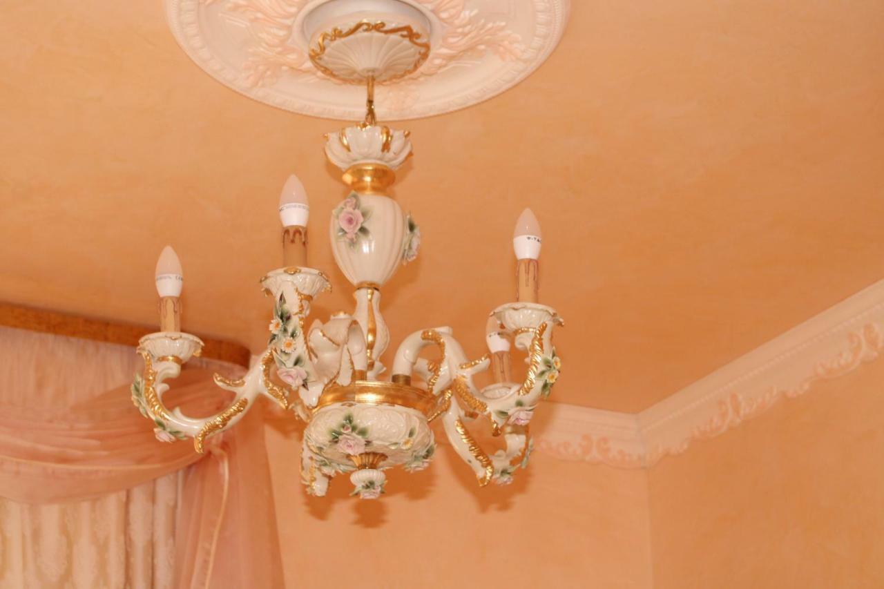 Fiore d'arancio Luxury City Center Apartment Verona Esterno foto
